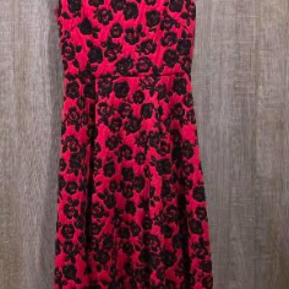 Holiday Women collection from  Betsey Jonson Dress. Size 6 - Picture 8 of 11